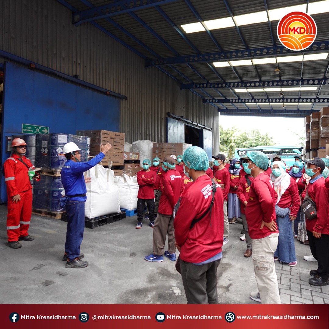 KUNJUNGAN 130 MITRA PETANI DI PABRIK PT INTI EVERSPRING